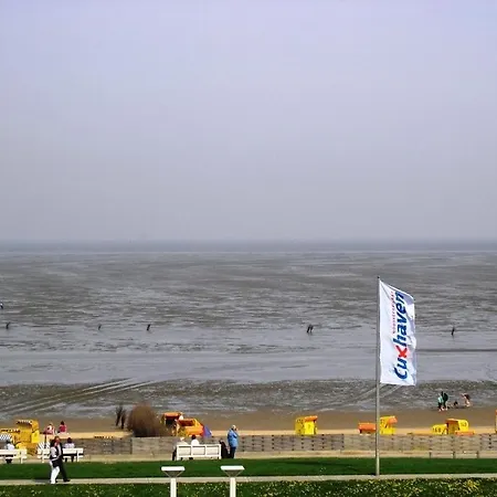Strandburg, 4 *