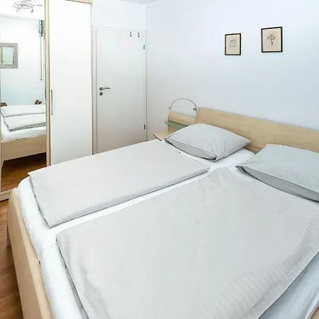 Apartman Strandburg, 4 *